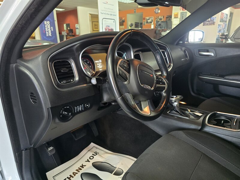 Used 2016 Dodge Charger R/T RWD image 7