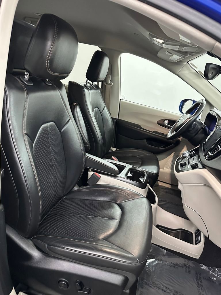 Used 2018 Chrysler Pacifica Touring-L Plus w/ Advanced Safetytec Group image 43