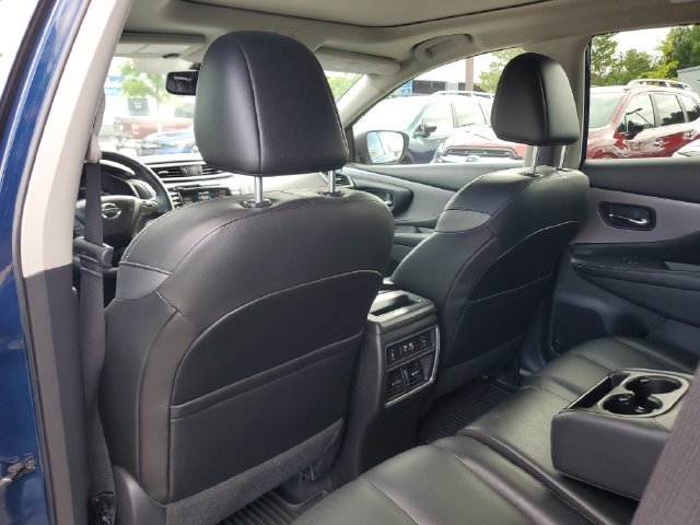 Used 2021 Nissan Murano SL w/ SL Moonroof Package FWD image 13
