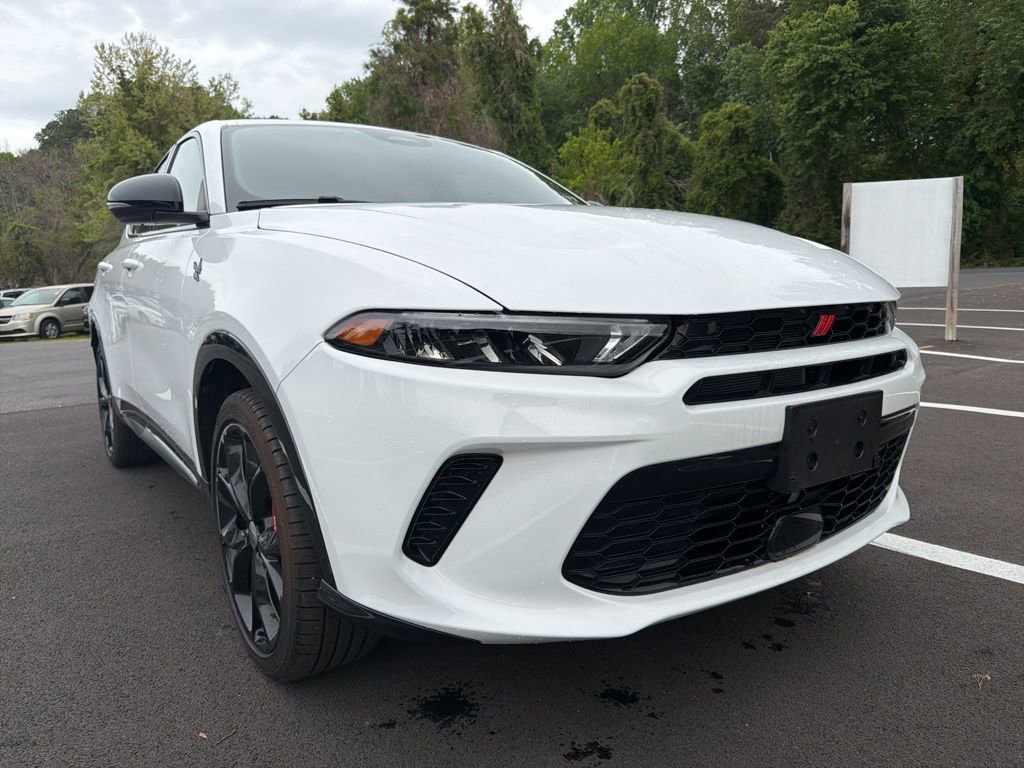 Used 2024 Dodge Hornet R/T AWD/4WD image 3