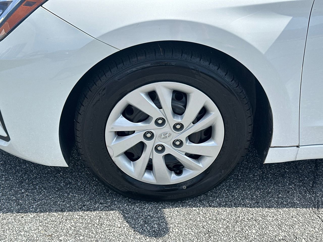 Used 2019 Hyundai Elantra SE w/ Cargo Package image 11