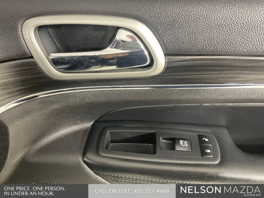 Used 2019 Jeep Grand Cherokee Limited AWD/4WD image 22