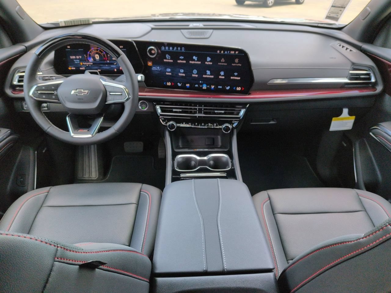 New 2026 Chevrolet Traverse Z71 w/ Enhanced Driving Package AWD/4WD image 22