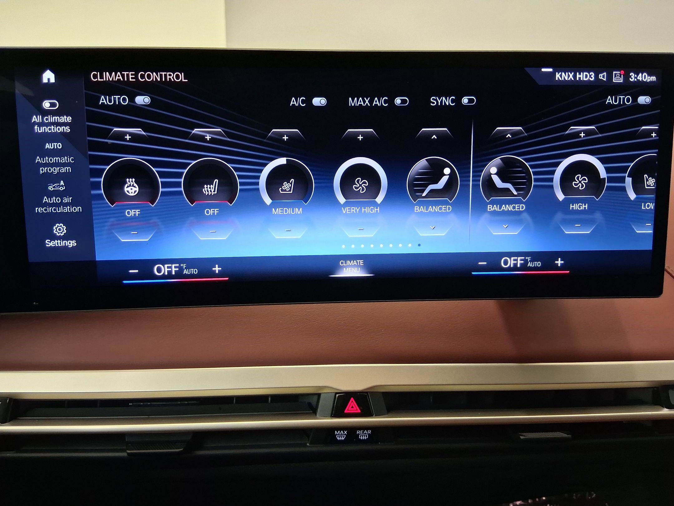 Certified 2023 BMW iX xDrive50 w/ Premium Package image 25