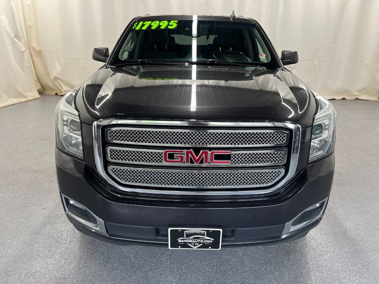 Used 2018 GMC Yukon SLT AWD/4WD image 2