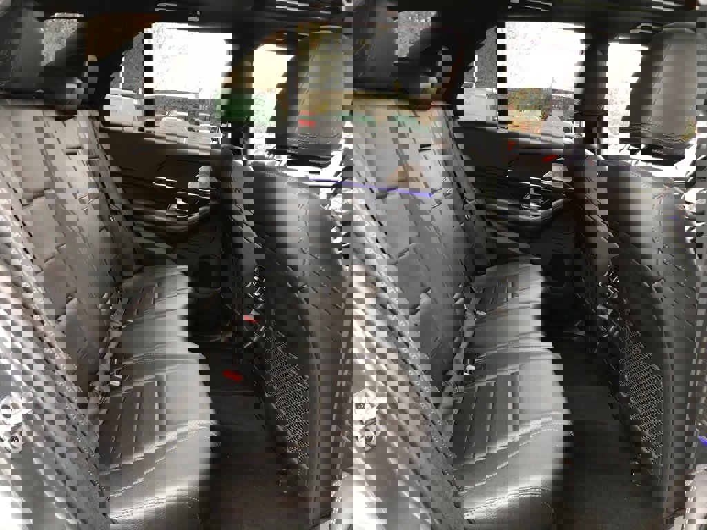 Used 2022 Mercedes-Benz GLE 350 4MATIC w/ Premium Package image 38