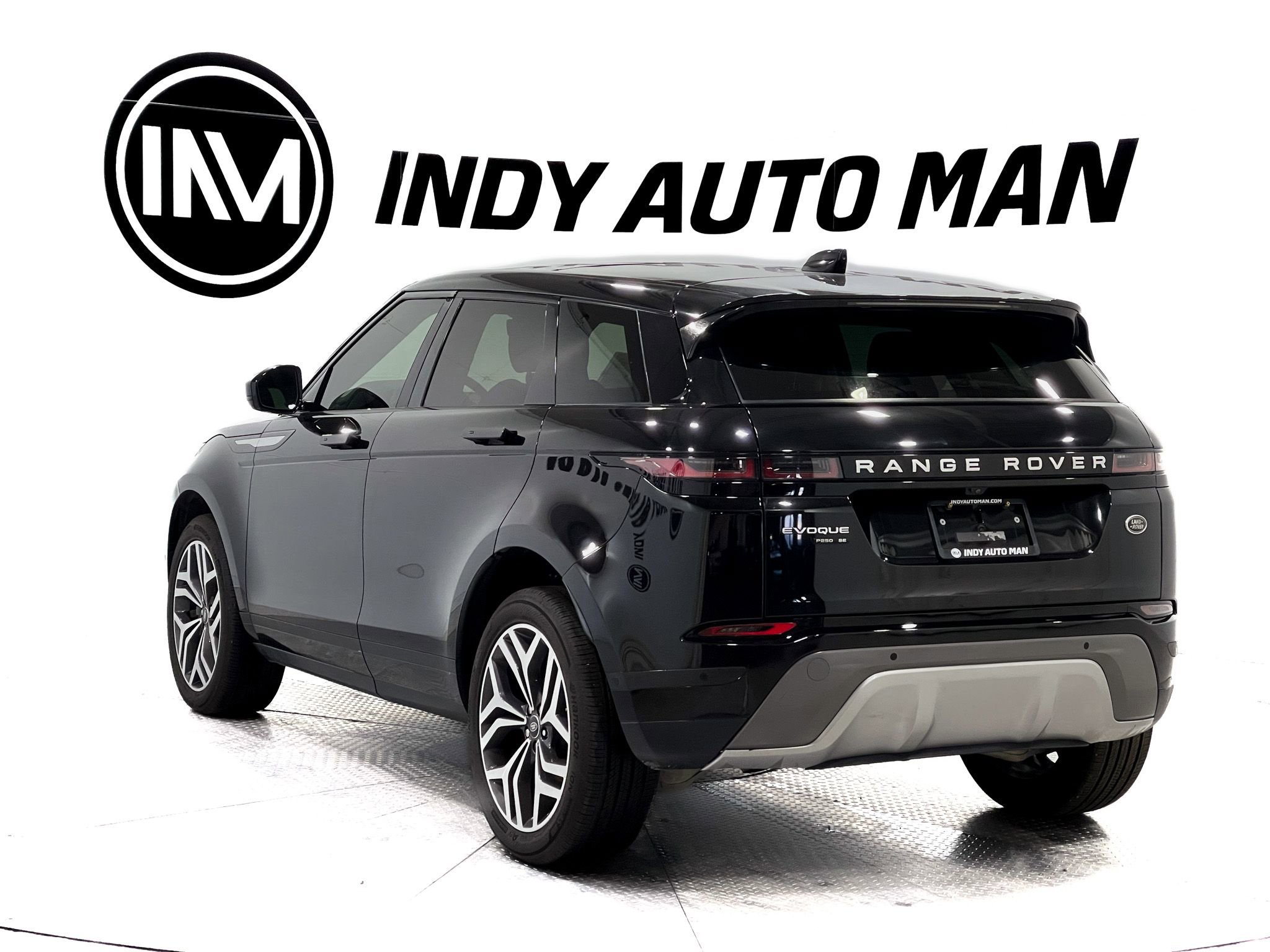 Used 2020 Land Rover Range Rover Evoque SE image 6