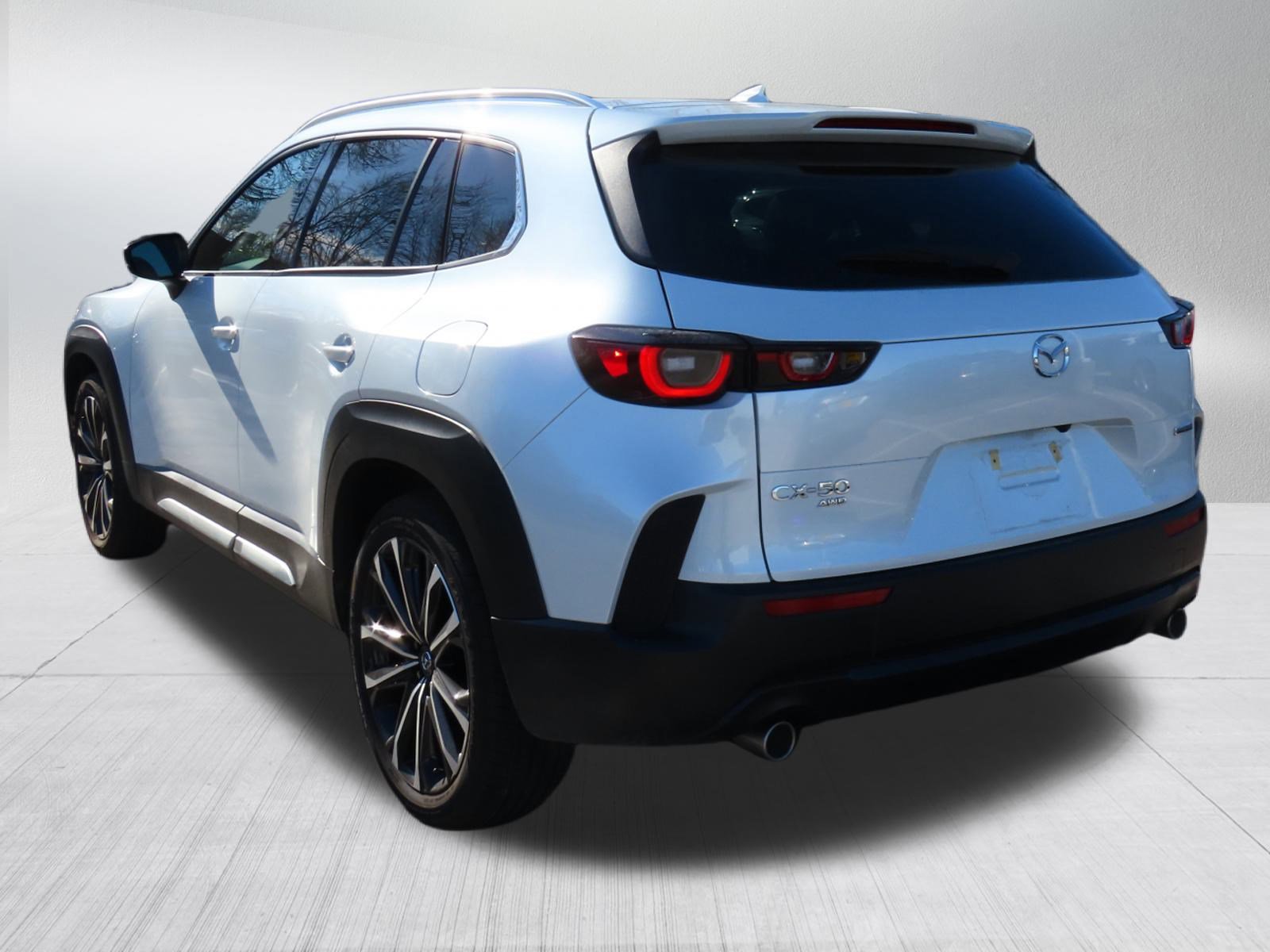 Certified 2025 MAZDA CX-50 AWD 2.5 S w/ Accent Package image 5