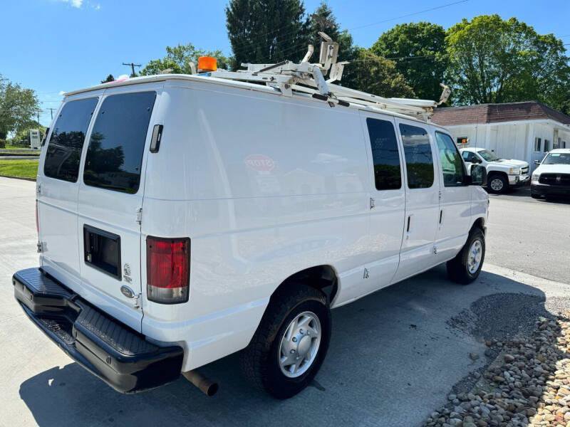 Used 2014 Ford E-250 and Econoline 250 w/ Power Group RWD image 5