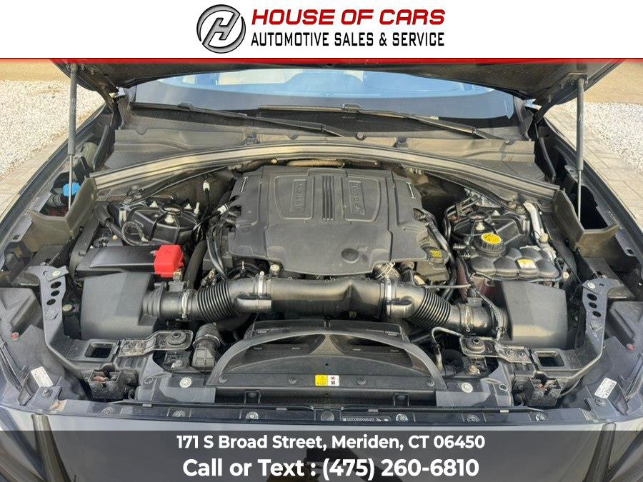 Used 2017 Jaguar F-PACE Prestige image 42