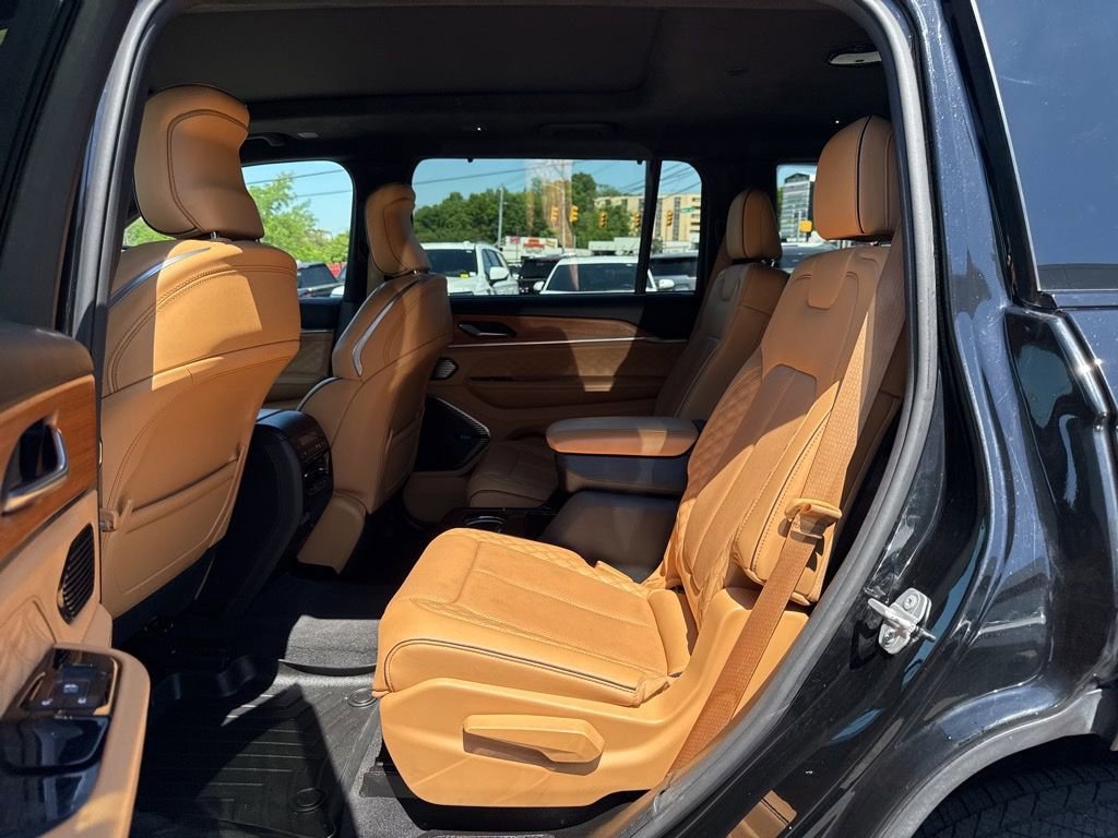 Used 2022 Jeep Grand Cherokee L Summit image 25