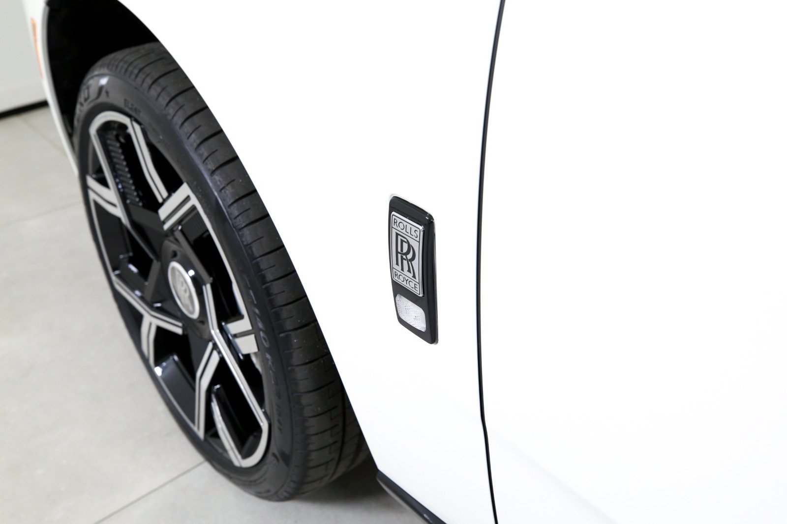 Used 2026 Rolls-Royce Cullinan AWD/4WD image 47