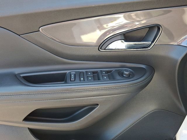 Used 2021 Buick Encore Preferred image 13