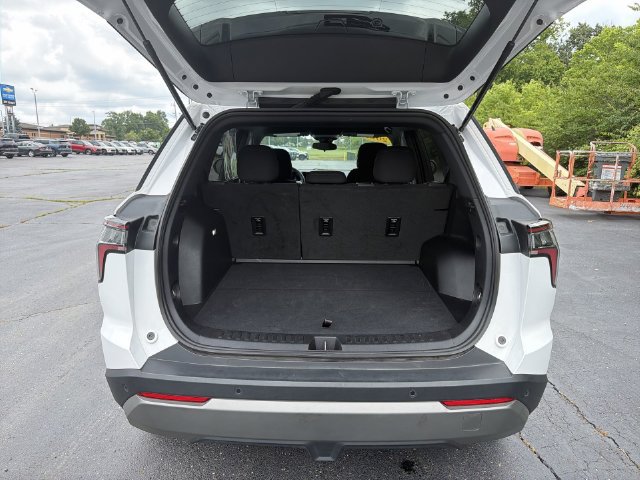 Certified 2026 Chevrolet Equinox LT FWD image 16
