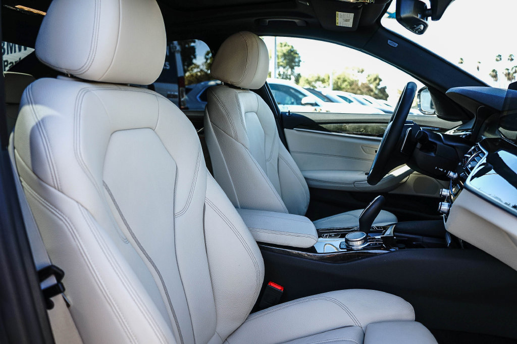 Certified 2023 BMW 540i w/ Convenience Package RWD image 16