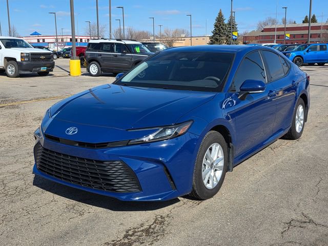 Used 2025 Toyota Camry LE w/ Convenience Package AWD/4WD image 2