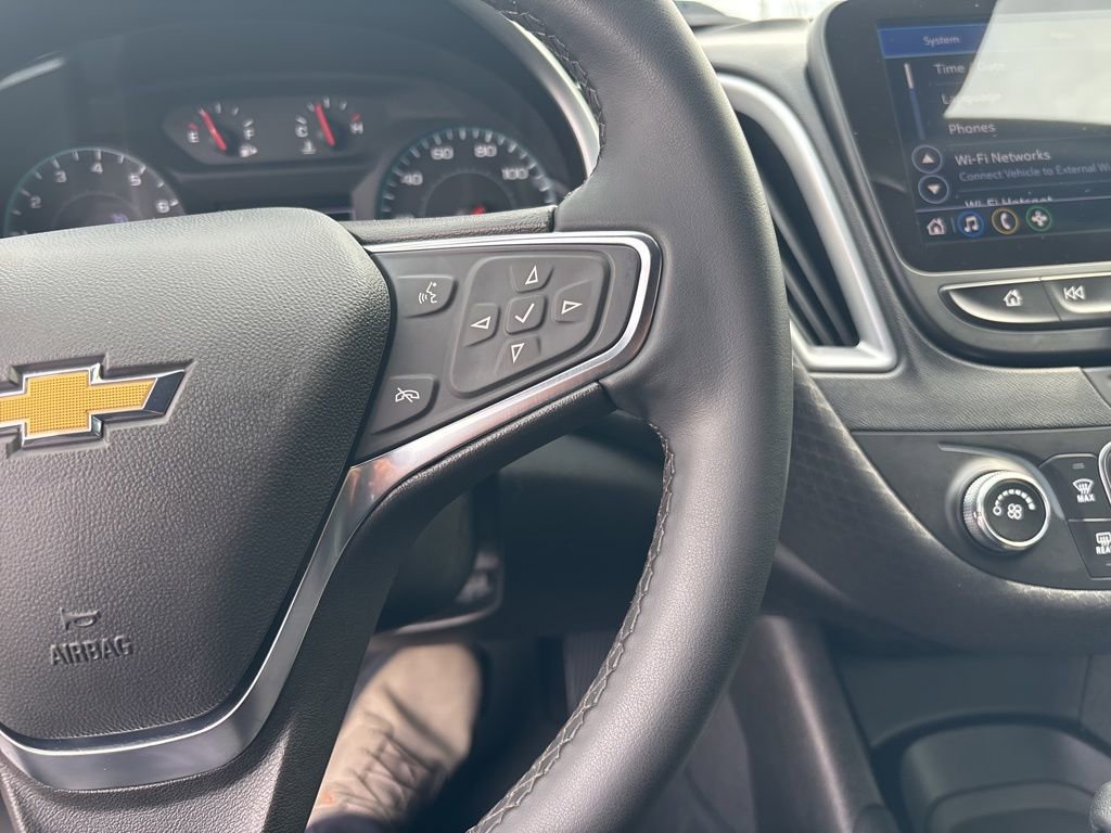 Used 2024 Chevrolet Malibu RS FWD image 20