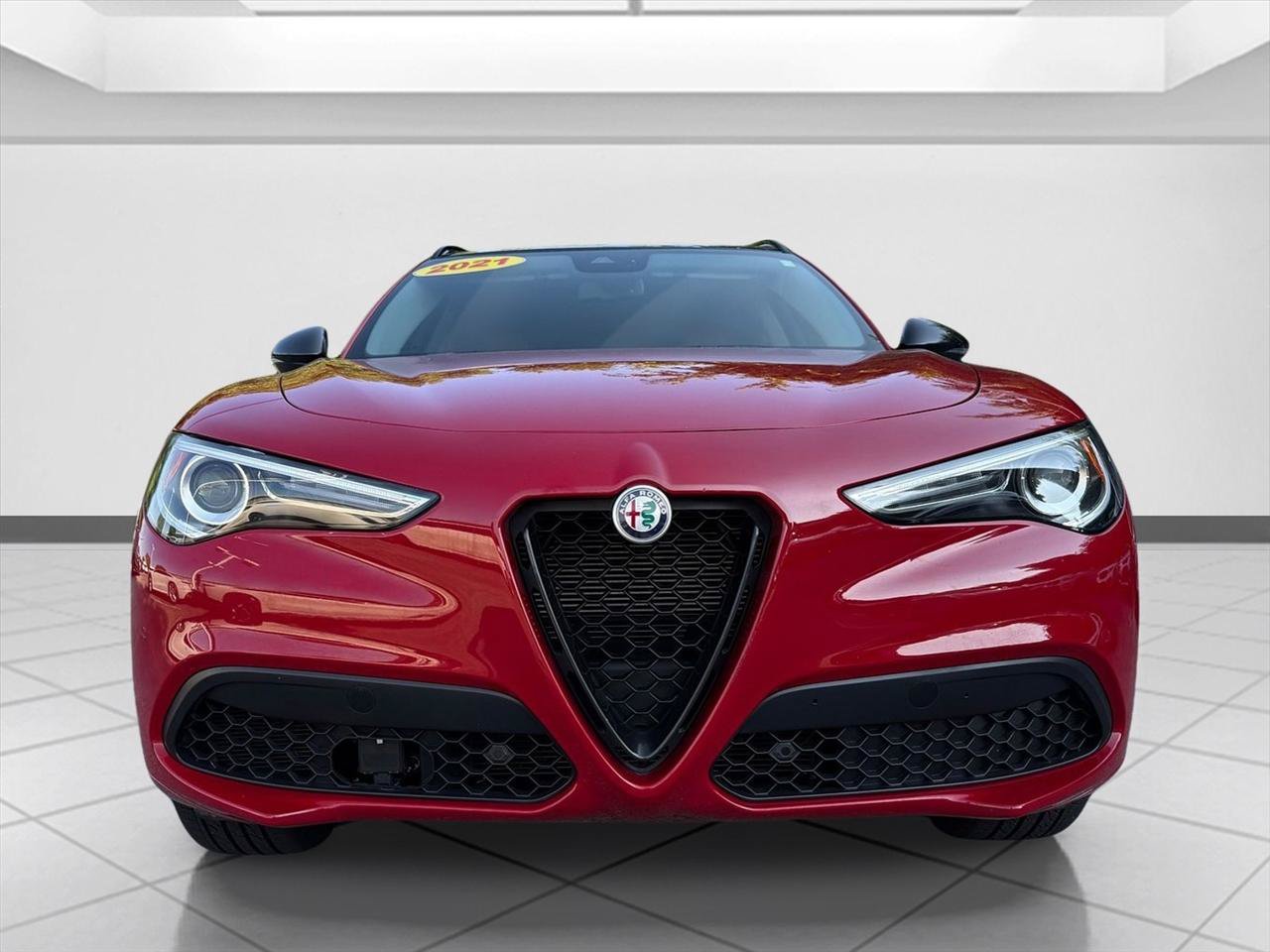 Used 2021 Alfa Romeo Stelvio Ti w/ Nero Edizione AWD/4WD image 8