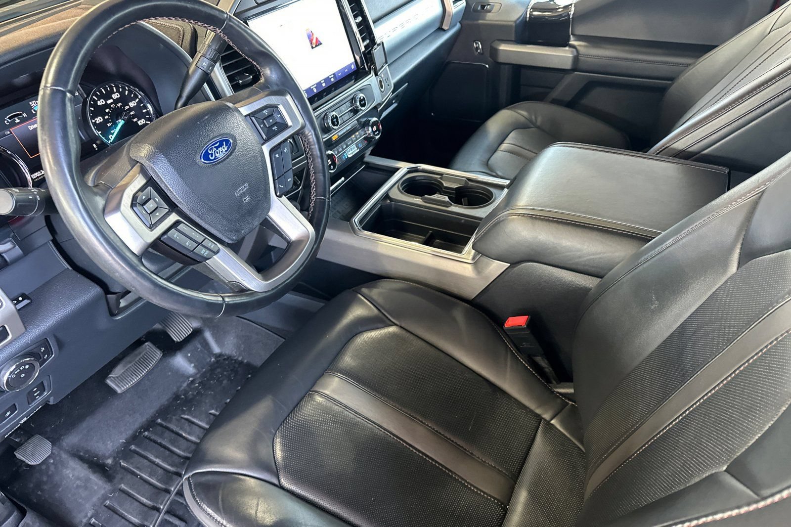 Used 2022 Ford F450 Platinum w/ FX4 Off-Road Package AWD/4WD image 9