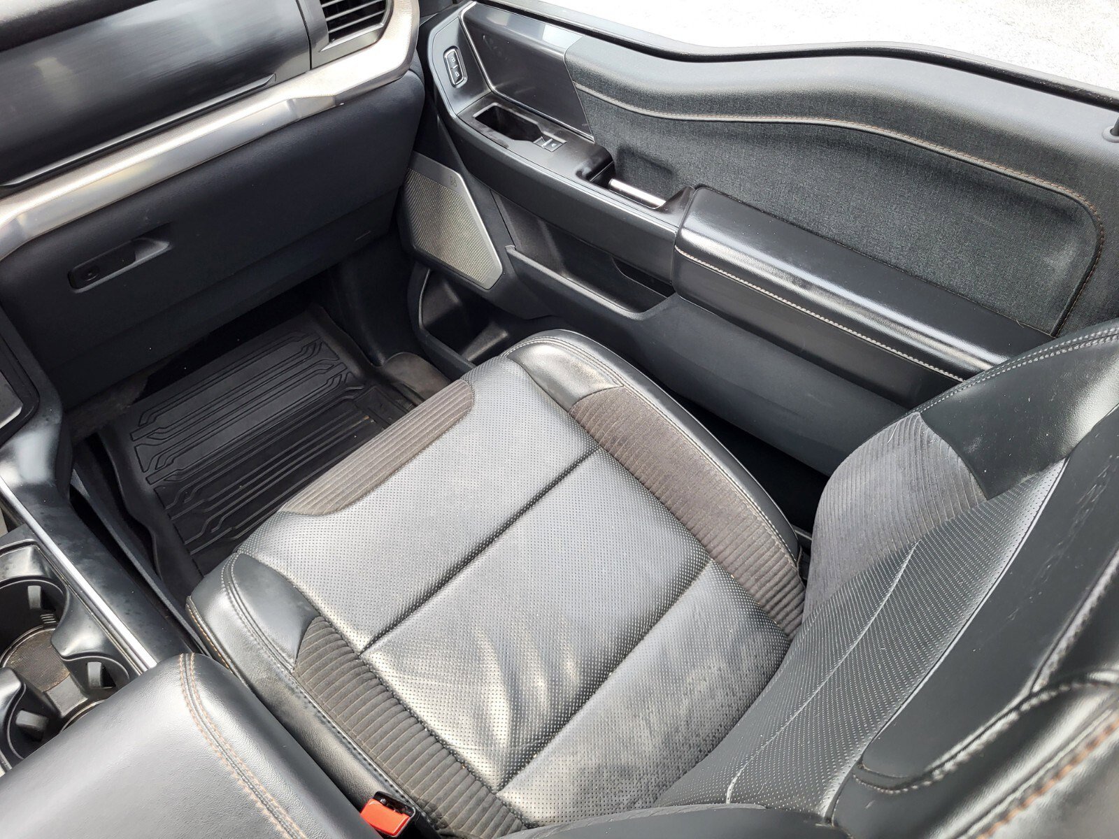 Used 2023 Ford F150 Raptor AWD/4WD image 15