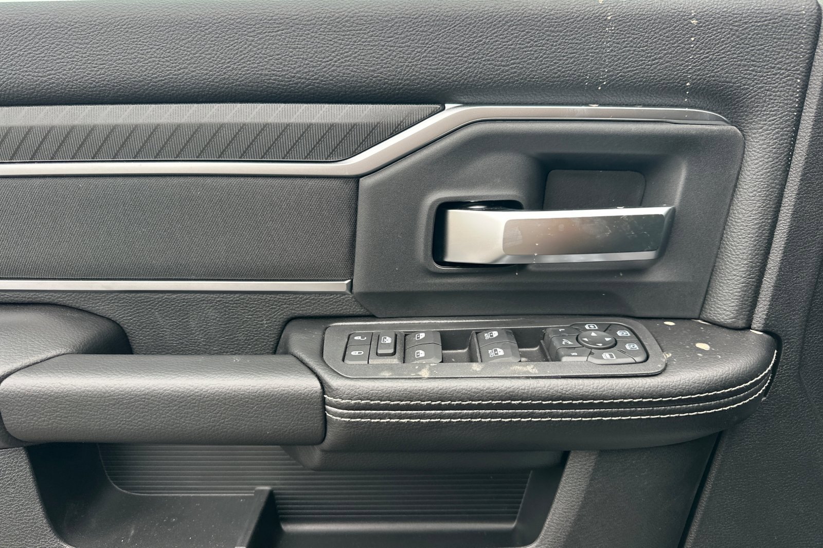 New 2026 RAM 2500 Big Horn AWD/4WD image 10