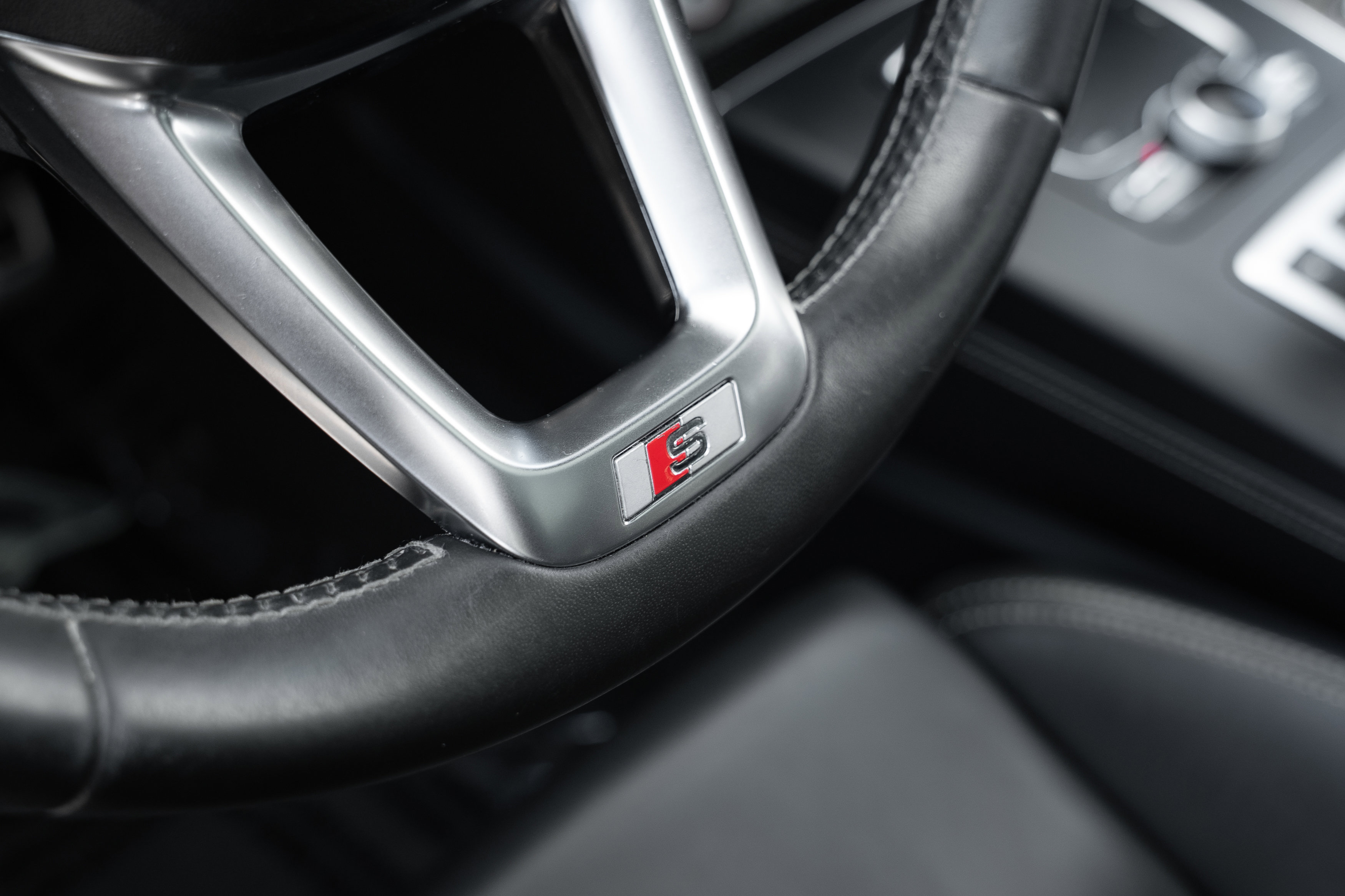 Used 2019 Audi SQ5 Prestige image 13