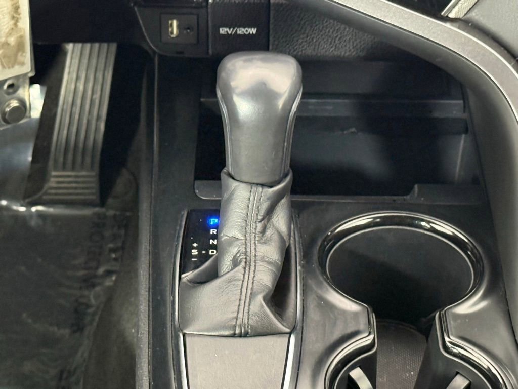 Used 2019 Toyota Camry SE image 28
