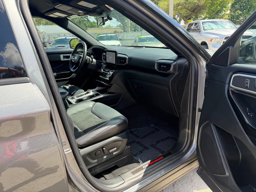 Used 2022 Ford Explorer ST AWD/4WD image 30