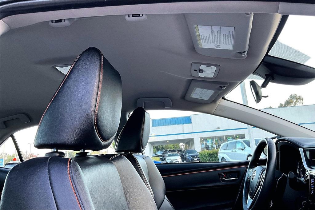 Used 2017 Toyota Corolla SE w/ Protection Package FWD image 27
