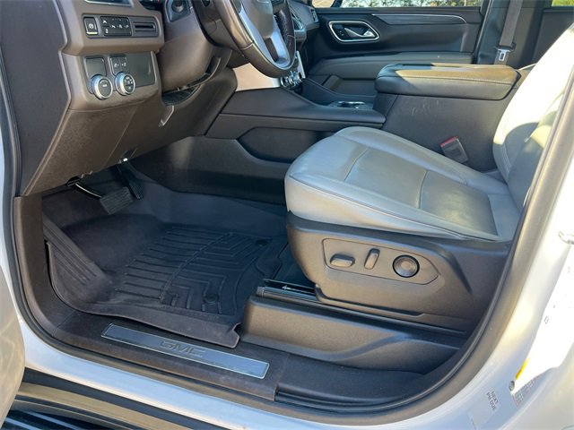 Used 2021 GMC Yukon XL SLT image 9