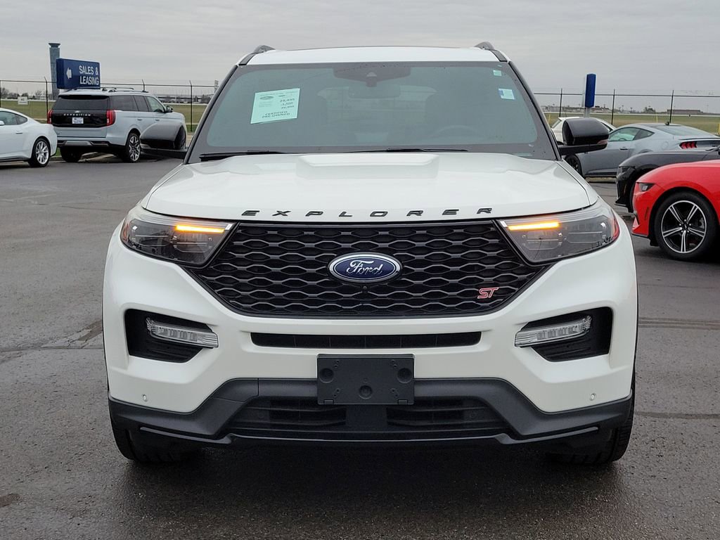 Certified 2020 Ford Explorer ST w/ ST High-Performance Pack image 2