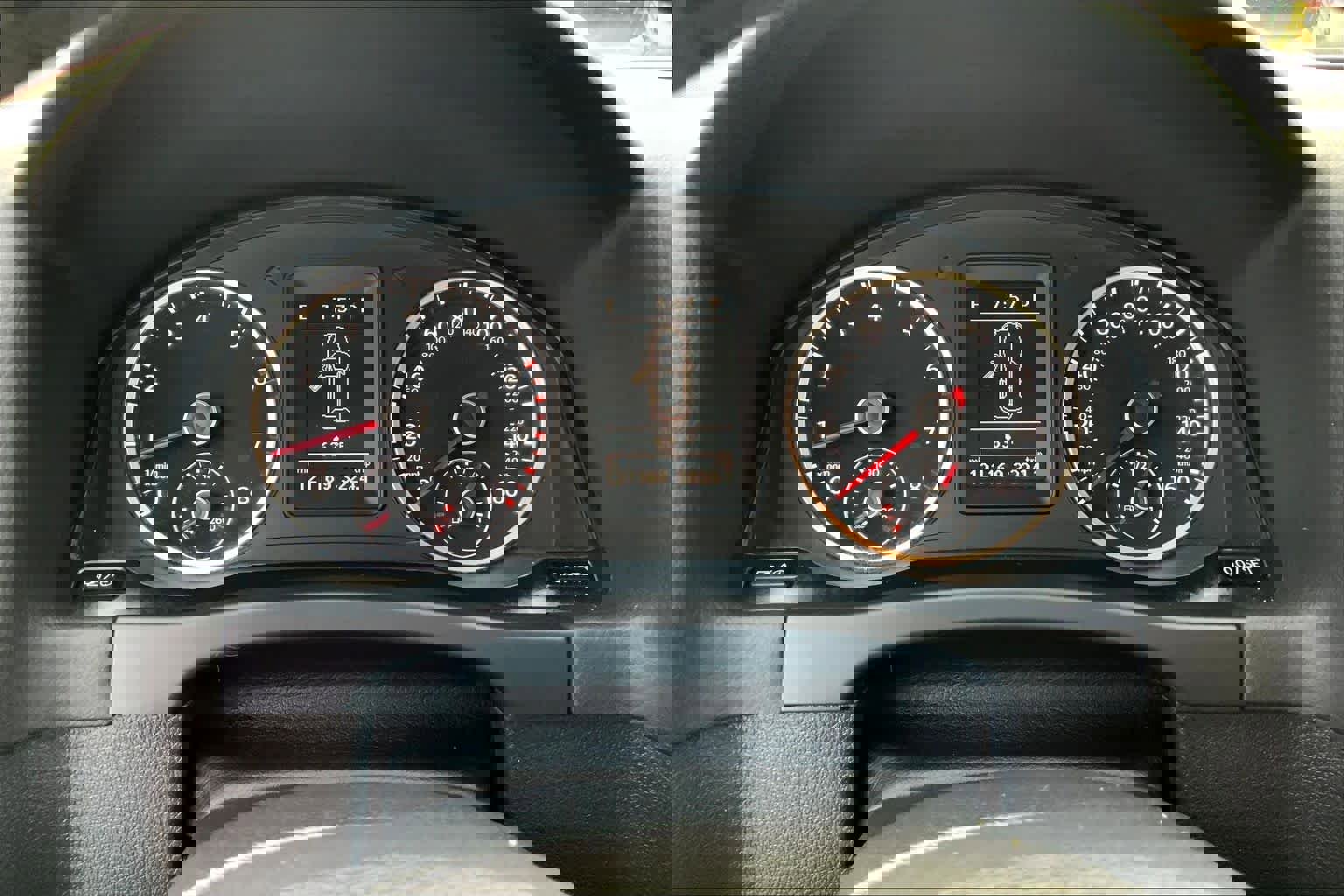 Used 2017 Volkswagen Tiguan Wolfsburg Edition image 23