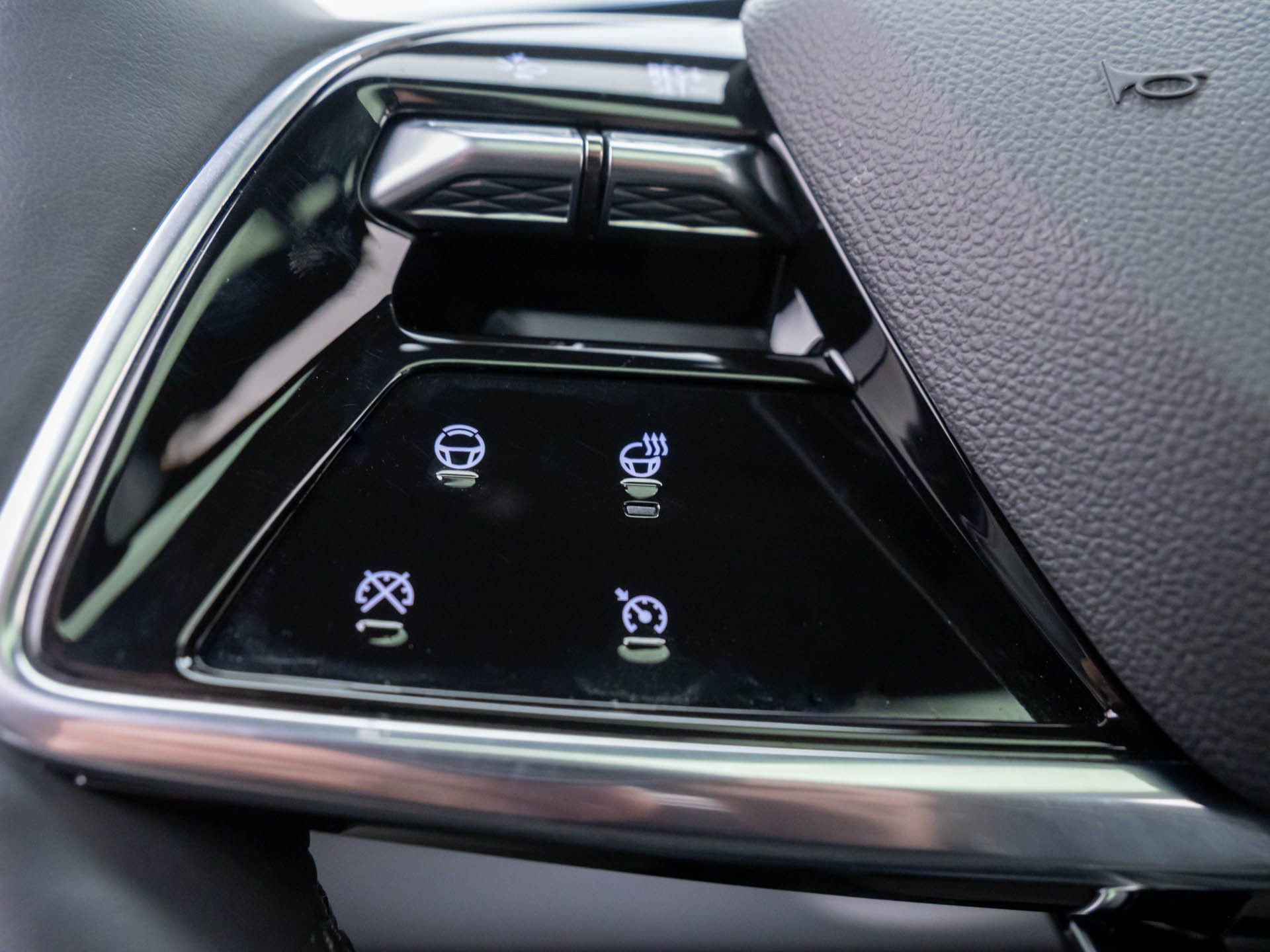 Certified 2024 Cadillac Lyriq Luxury w/ LPO, Floor Liner Package image 35