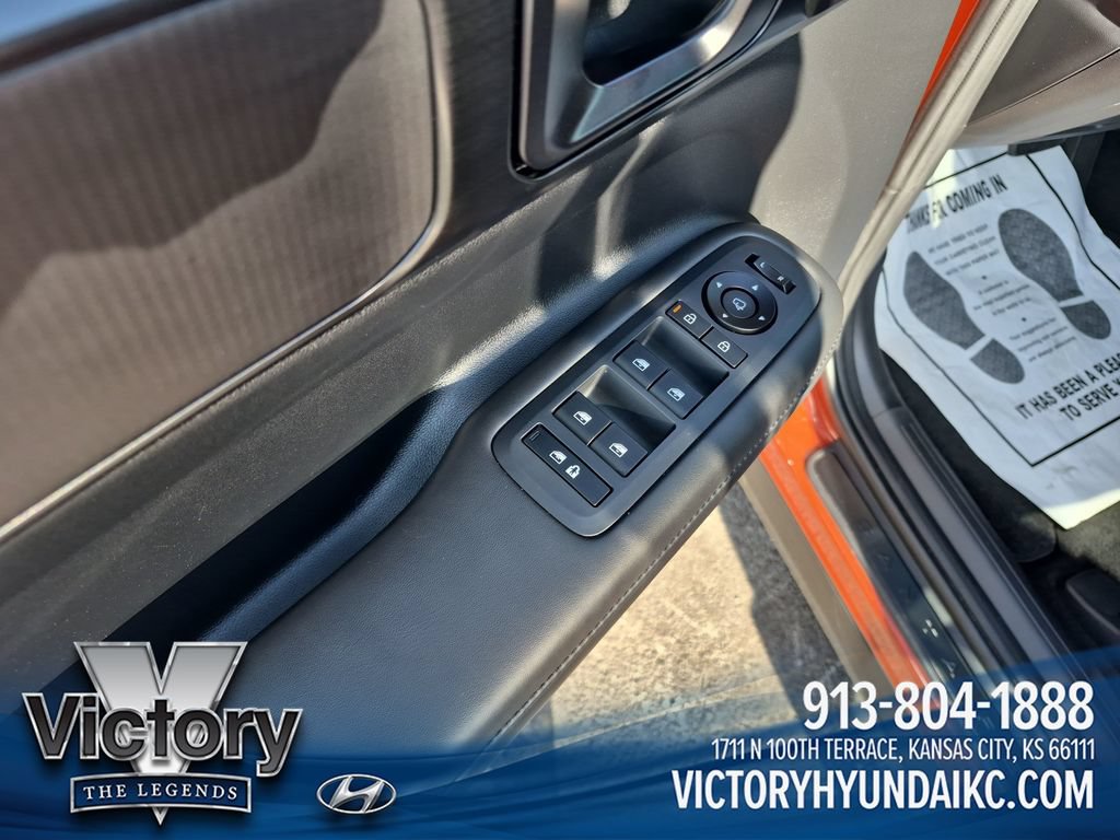 Used 2025 Hyundai Santa Fe Calligraphy FWD image 11