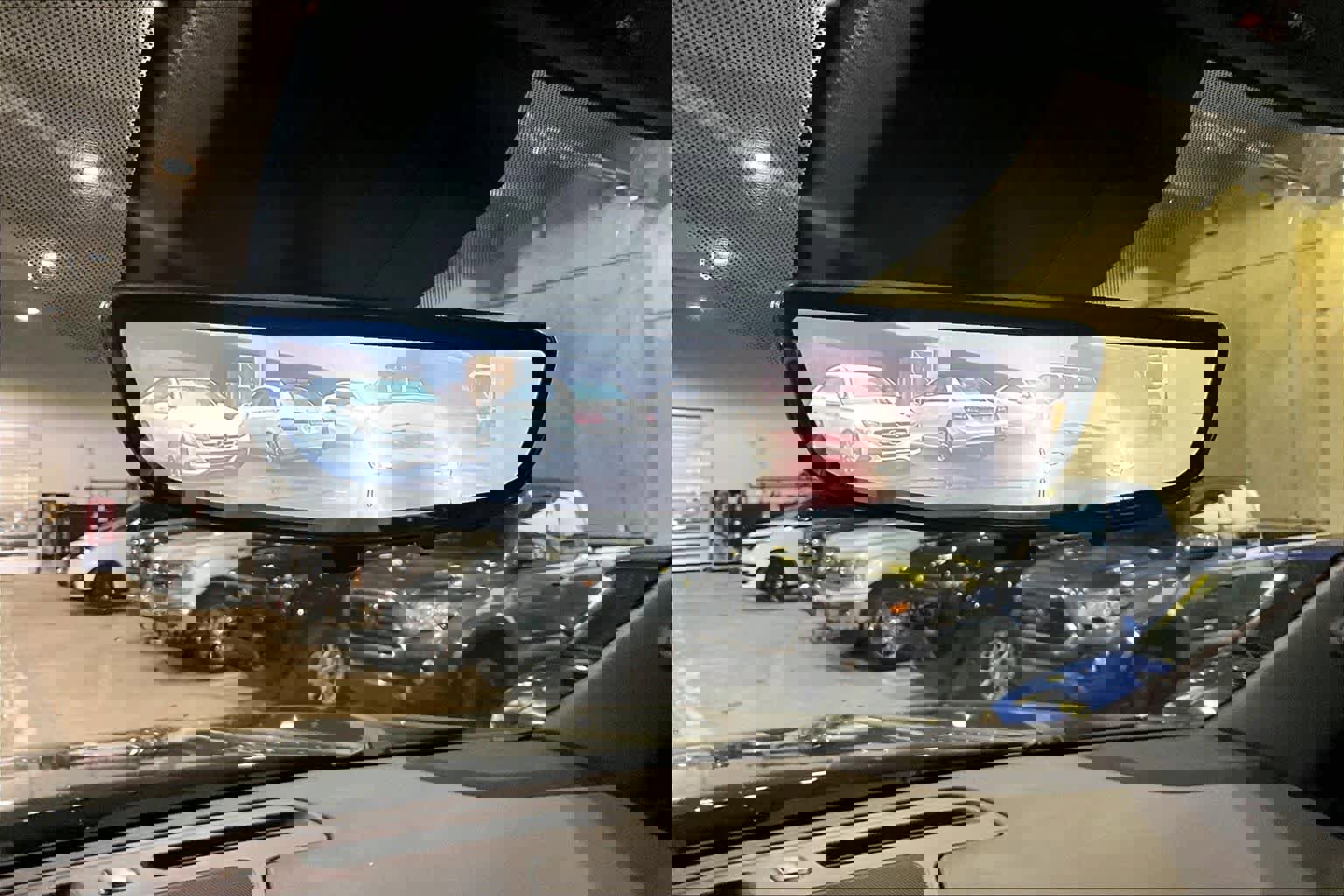 Used 2024 Chevrolet Tahoe High Country AWD/4WD image 32