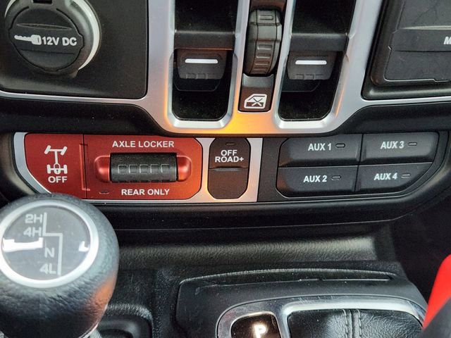 Certified 2024 Jeep Gladiator Willys image 19