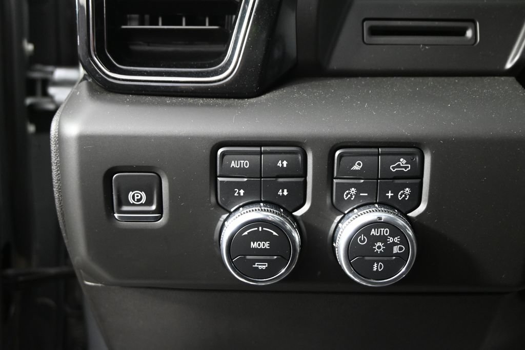 Used 2025 GMC Sierra 1500 AT4 AWD/4WD image 23