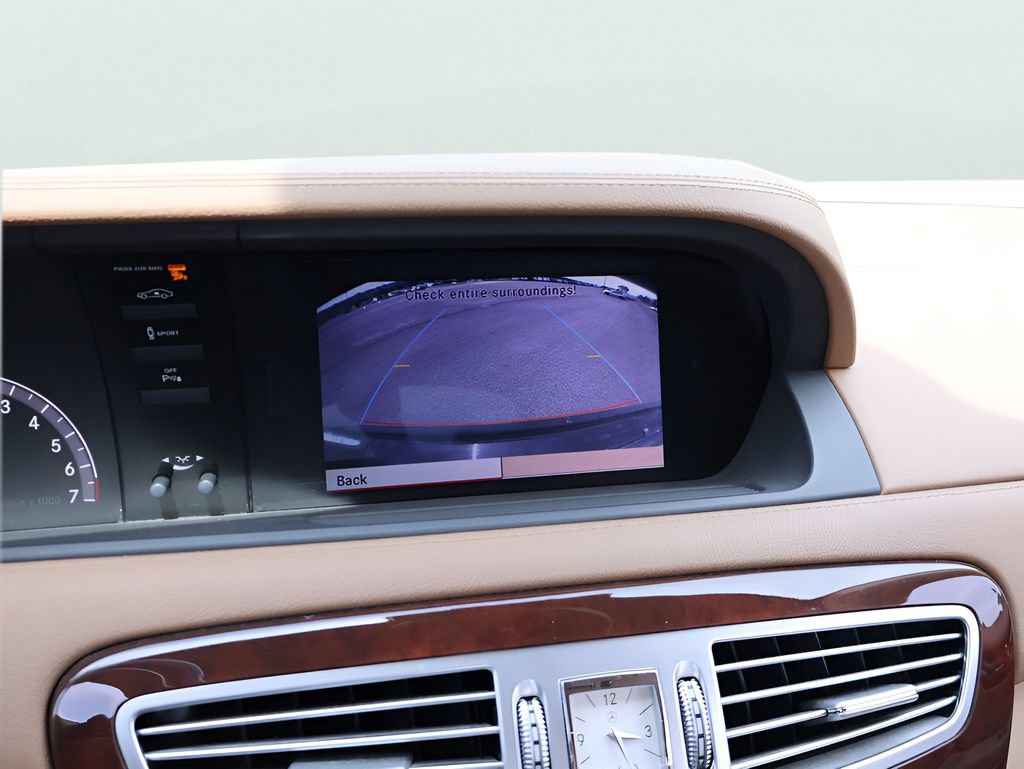 Used 2011 Mercedes-Benz CL 550 4MATIC image 22