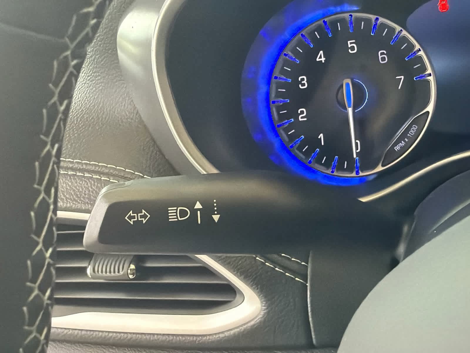 New 2026 Chrysler Pacifica Select image 52