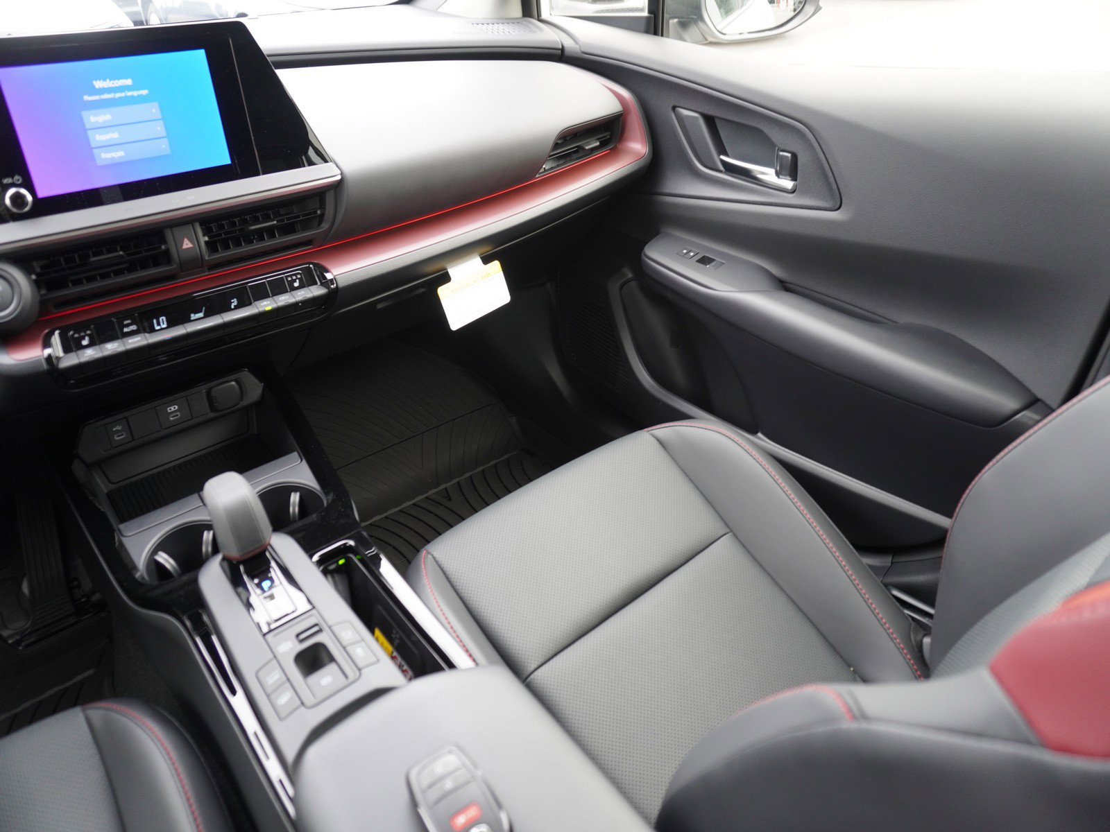 New 2026 Toyota Prius Plug-In Hybrid FWD image 16