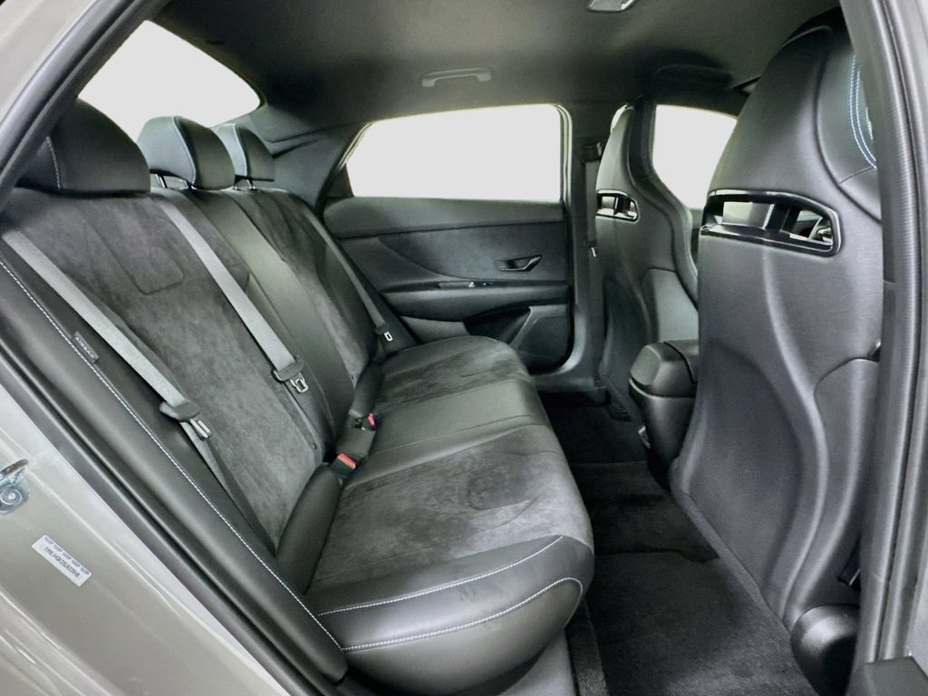Used 2025 Hyundai Elantra N FWD image 29