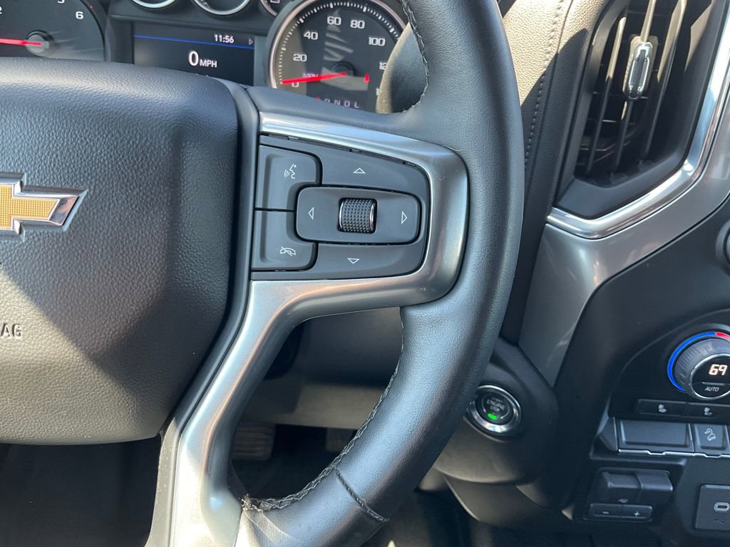 Used 2023 Chevrolet Silverado 2500 LT w/ Convenience Package image 7