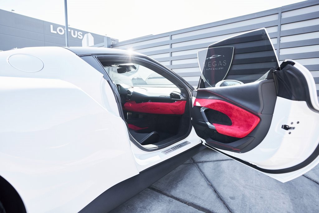 Used 2024 Ferrari 296 GTB image 33