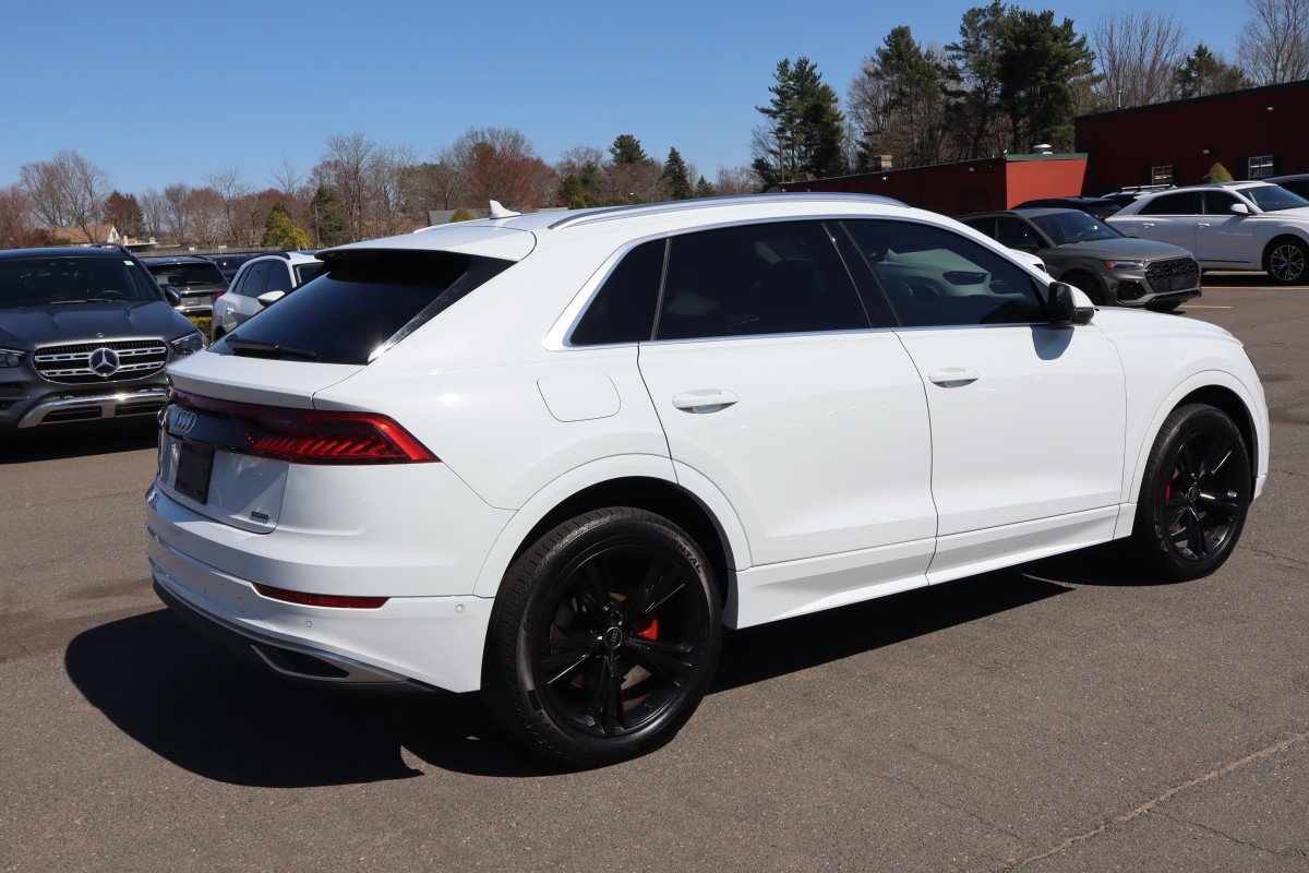 Used 2023 Audi Q8 Premium w/ Convenience Package image 5