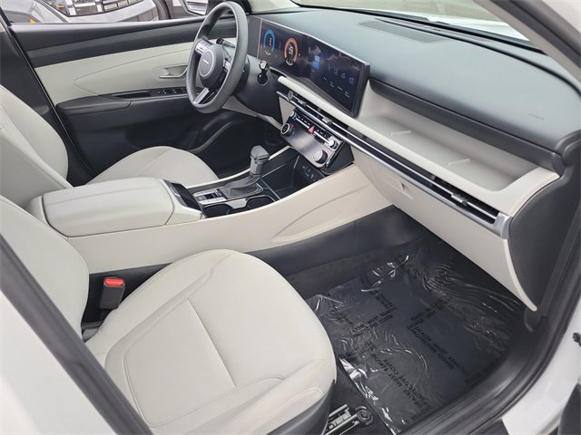 Used 2025 Hyundai Tucson SEL image 17