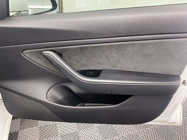 Used 2019 Tesla Model 3 Long Range AWD/4WD image 9
