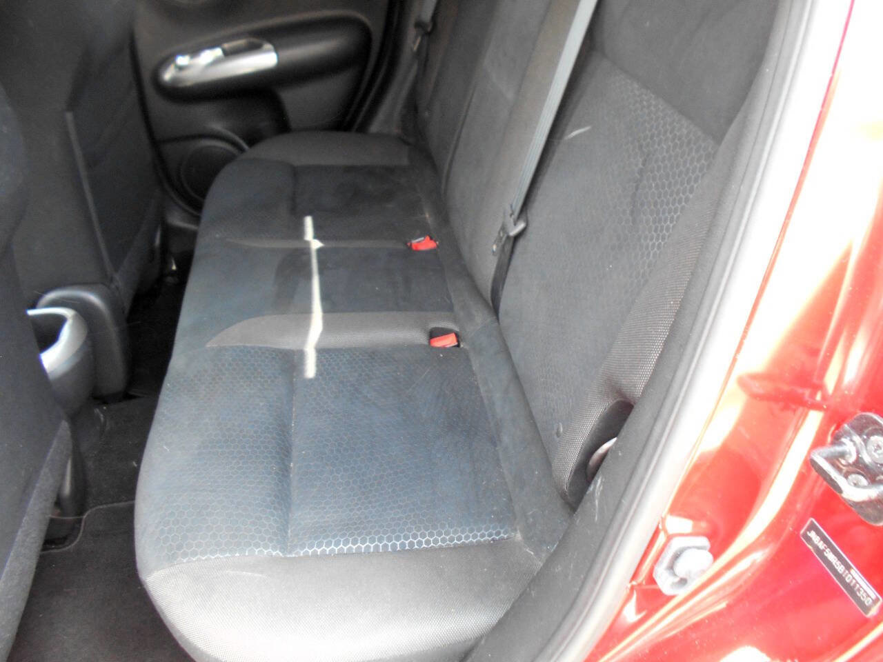 Used 2011 Nissan Juke SV w/ Sport Pkg image 15