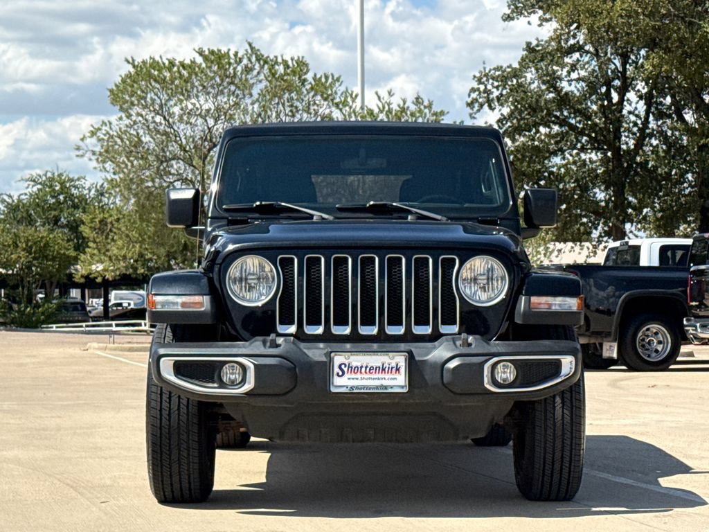 Used 2023 Jeep Wrangler Unlimited Sahara w/ Cold Weather Group AWD/4WD image 2