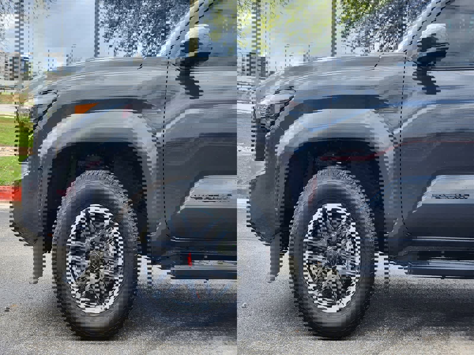 Used 2024 Toyota Tacoma TRD Sport image 8