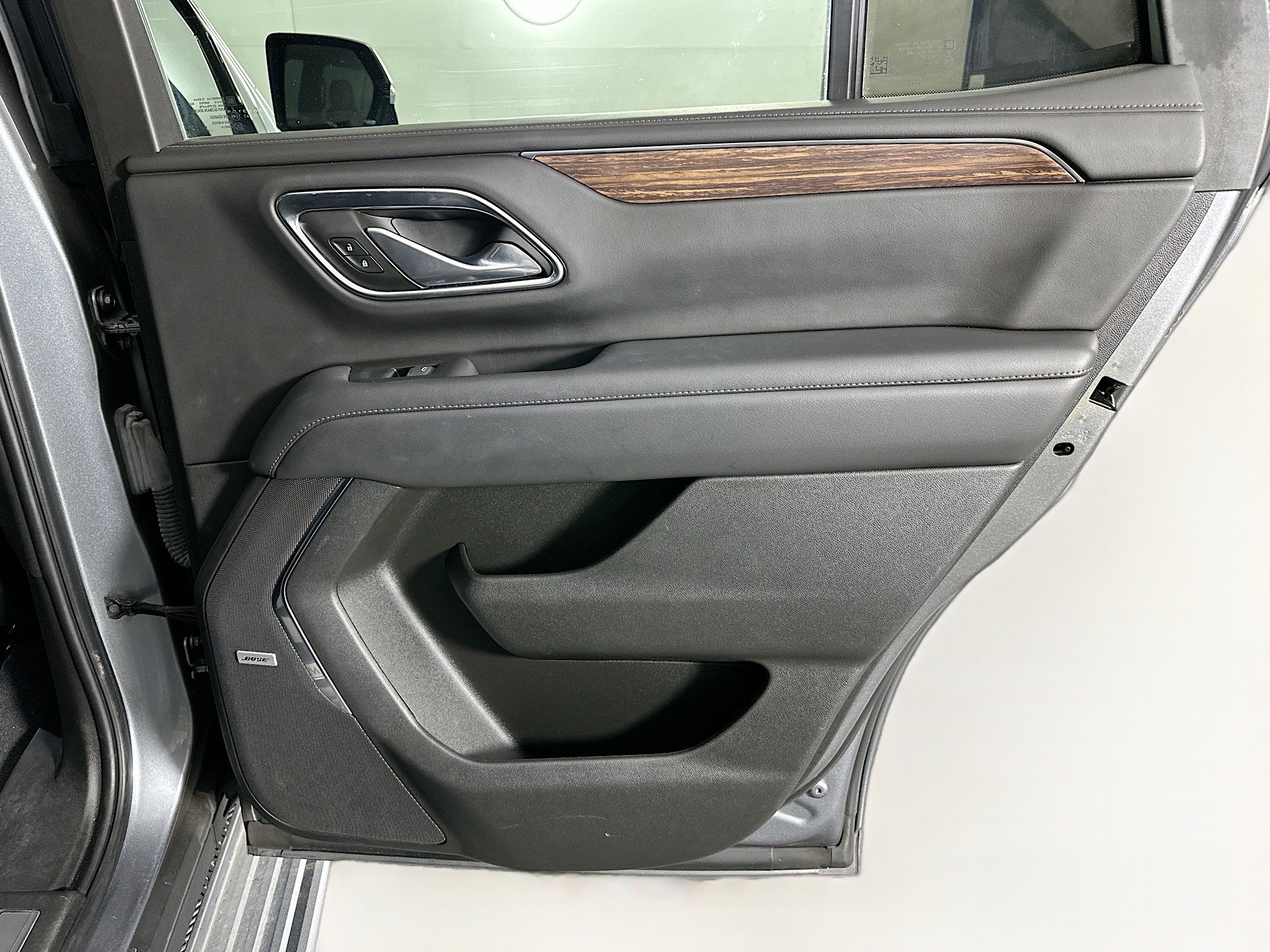 Used 2022 Chevrolet Tahoe High Country AWD/4WD image 32